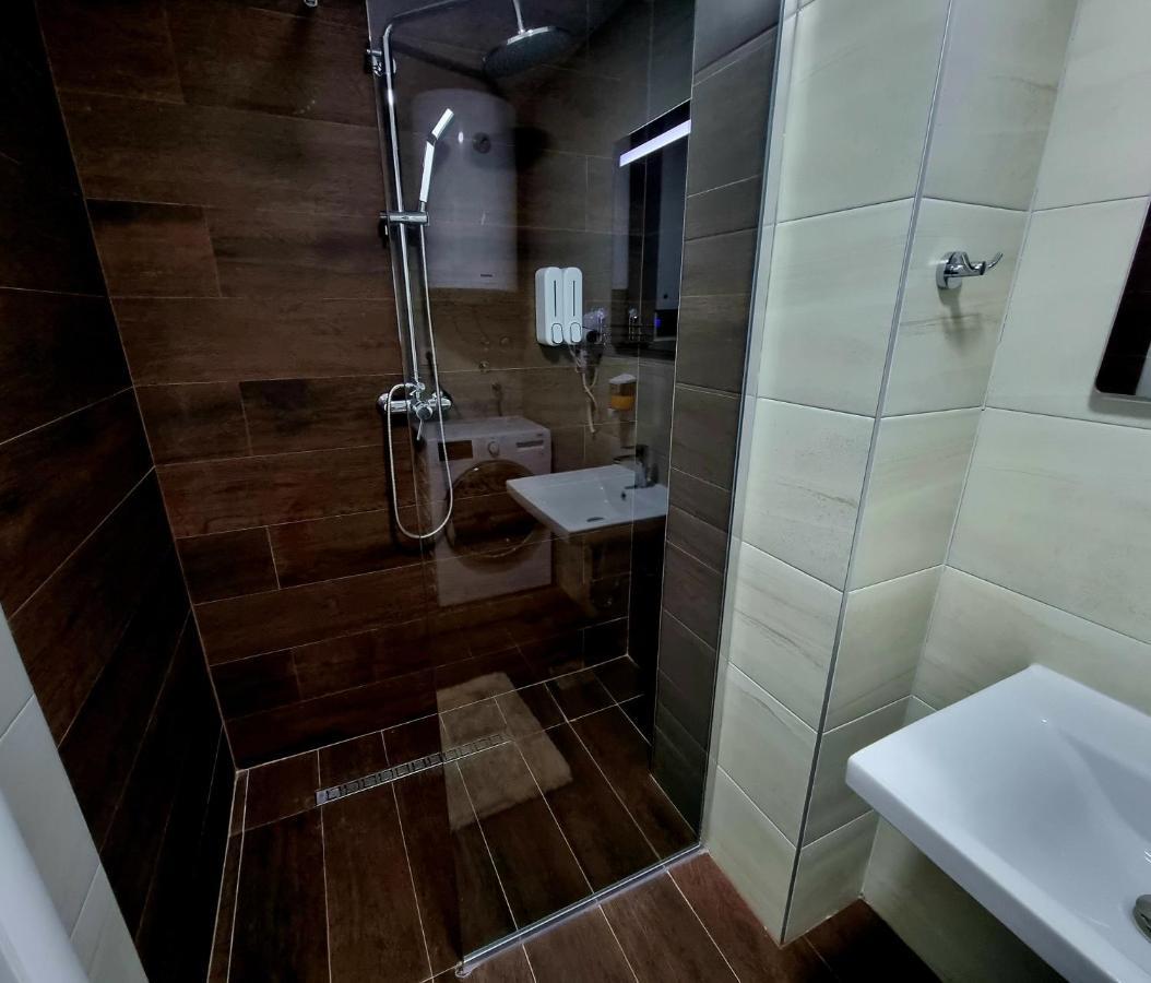 Exclusive & Modern Apartment スコピエ エクステリア 写真