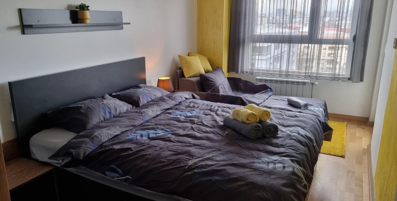 Exclusive & Modern Apartment スコピエ エクステリア 写真