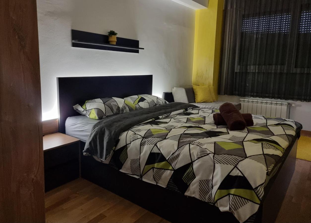 Exclusive & Modern Apartment スコピエ エクステリア 写真