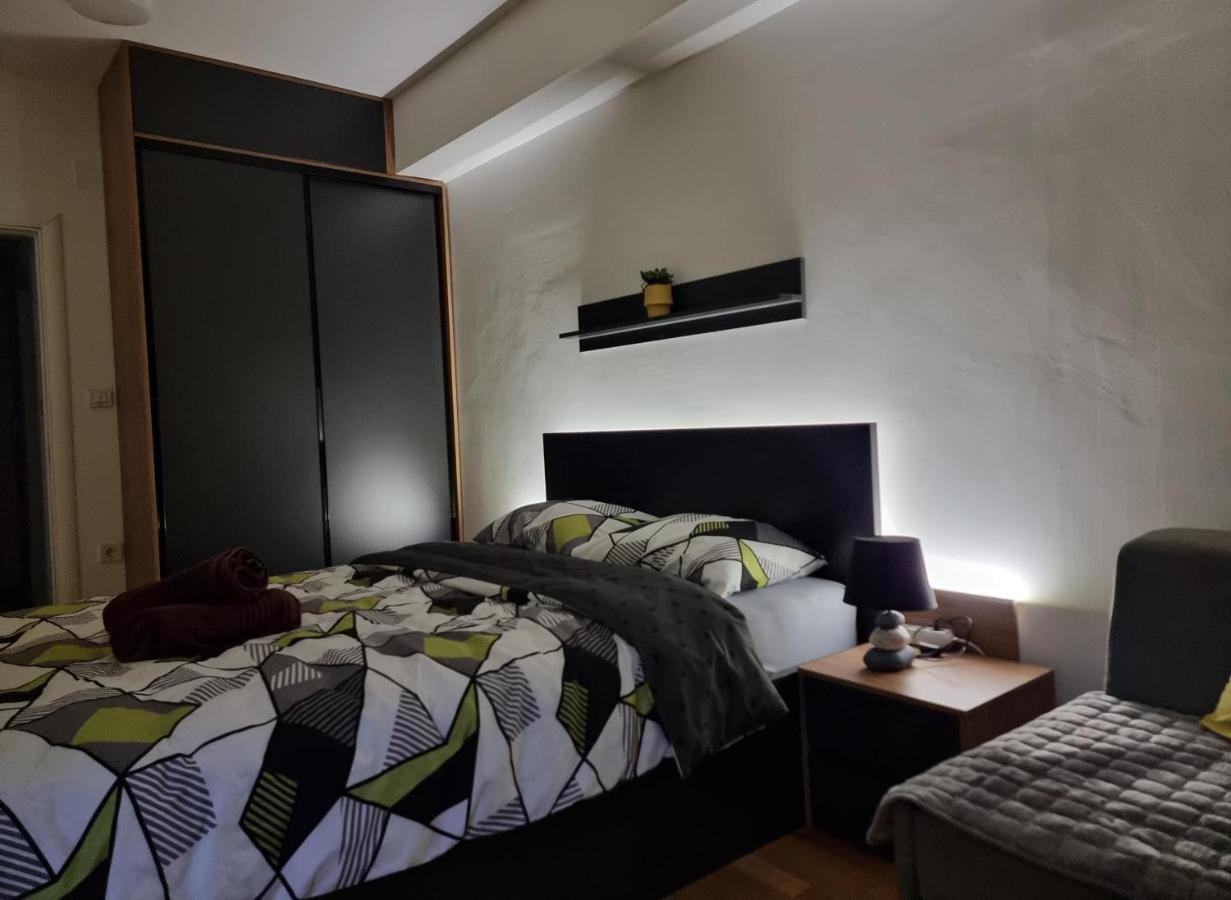 Exclusive & Modern Apartment スコピエ エクステリア 写真
